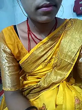 Snapshot of Amaya_Bajwa chatting on March 2025 11:49:02 AM Amaya Bajwa online show from March 2025 11:49:02 AM