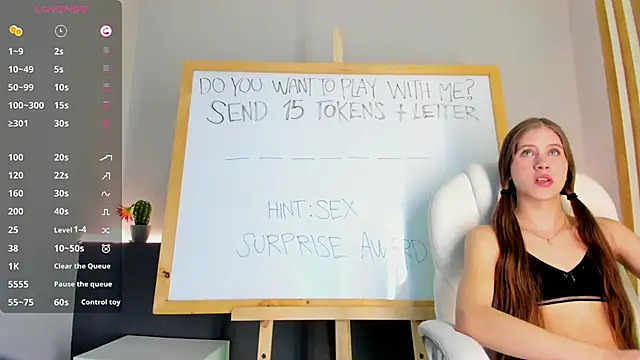 Snapshot of sara__jones_gh chatting on February 2025 10:42:02 PM sara jones gh online show from February 2025 10:42:02 PM