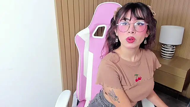 Snapshot of vi_anaya chatting on February 2025 11:32:02 AM vi anaya online show from February 2025 11:32:02 AM