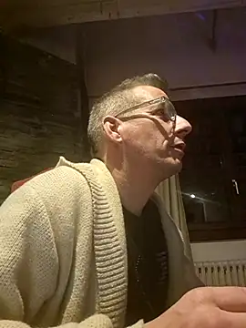 dimitrimarek online show from February 2025 01:03:02 AM