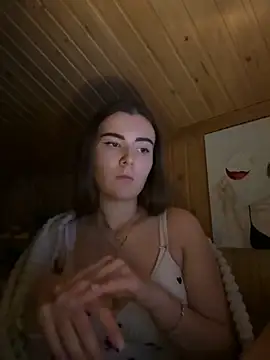 mewKate online show from November 2025 05:42:01 PM