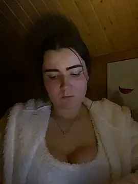 mewKate online show from April 2026 06:27:01 PM