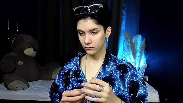 Snapshot of Hyeon_Jin chatting on March 2025 11:08:01 AM Hyeon Jin online show from March 2025 11:08:01 AM