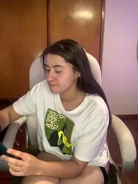 Camila pinkk online show from March 2025 09:26:01 PM