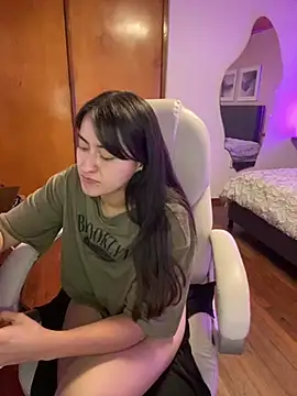 Camila pinkk online show from March 2025 05:37:01 PM