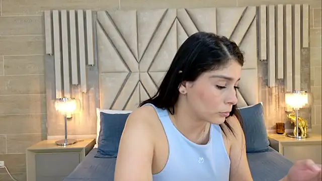 MilaRux online show from February 2025 05:26:02 PM