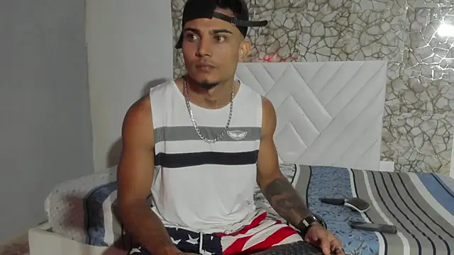 Snapshot of Aaron_butler chatting on March 2026 03:19:02 PM Aaron butler online show from March 2026 03:19:02 PM