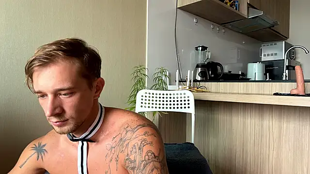 YourMarsLove online show from January 2025 02:35:01 AM