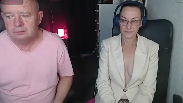 Snapshot of boeslaboes1 chatting on December 2025 02:28:01 AM boeslaboes1 online show from December 2025 02:28:01 AM