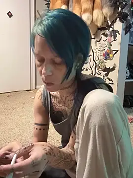 Snapshot of trashbrat chatting on November 2025 01:48:02 AM trashbrat online show from November 2025 01:48:02 AM