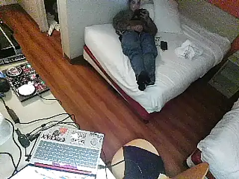 Snapshot of justthetip4209 chatting on February 2025 06:06:01 AM justthetip4209 online show from February 2025 06:06:01 AM