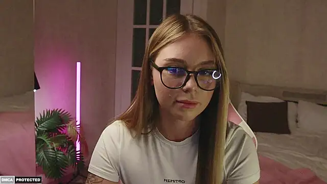 Snapshot of Tokyo_N chatting on January 2025 08:59:02 PM Tokyo N online show from January 2025 08:59:02 PM