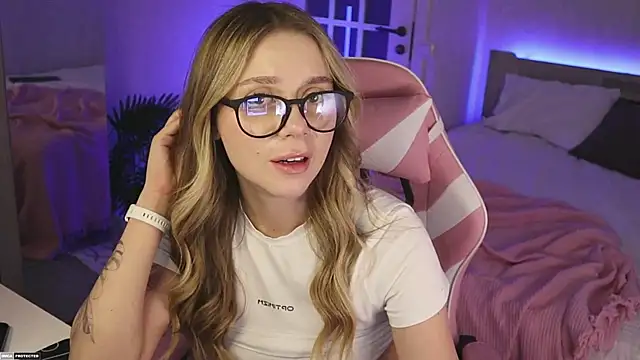 Snapshot of Tokyo_N chatting on January 2025 12:05:02 AM Tokyo N online show from January 2025 12:05:02 AM