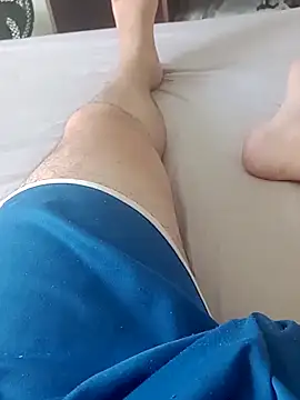 curtindo-muito82 online show from March 2025 05:04:01 PM