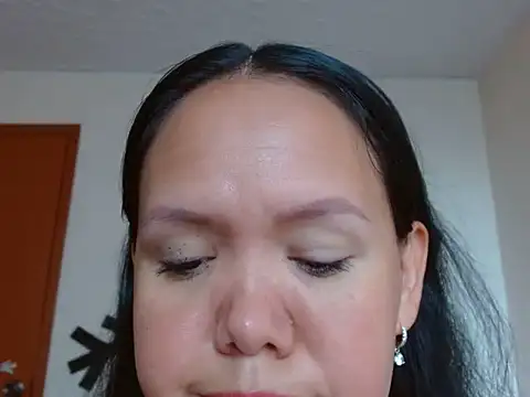 Snapshot of marilynbeautifullyhairy chatting on January 2025 03:04:01 PM marilynbeautifullyhairy online show from January 2025 03:04:01 PM