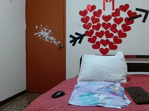 Snapshot of marilynbeautifullyhairy chatting on January 2025 11:16:02 PM marilynbeautifullyhairy online show from January 2025 11:16:02 PM