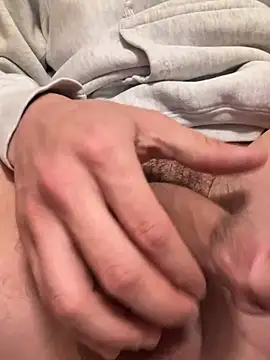 Snapshot of qazsazx chatting on March 2025 03:11:01 AM qazsazx online show from March 2025 03:11:01 AM