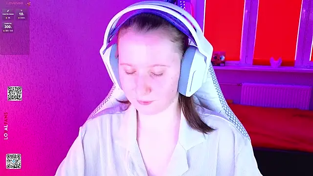 mon lola online show from March 2026 12:00:02 PM