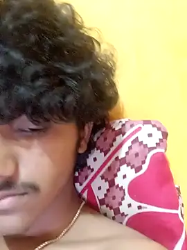 Snapshot of CosmicEmuu chatting on January 2025 05:38:02 PM CosmicEmuu online show from January 2025 05:38:02 PM