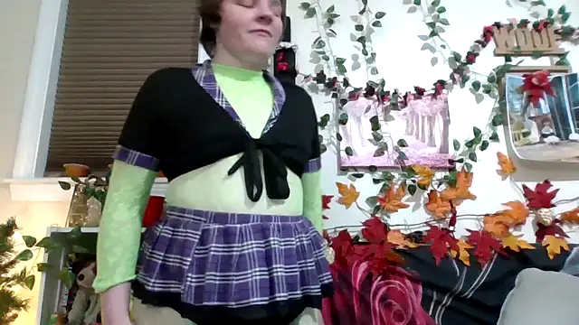 Snapshot of AverageRose chatting on February 2026 07:23:01 AM AverageRose online show from February 2026 07:23:01 AM