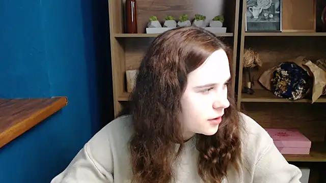 mini girly online show from December 2025 01:59:02 PM