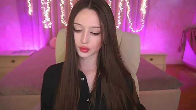 Marmeladkaaa online show from February 2026 02:33:01 PM