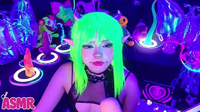 LaytonBox online show from February 2026 01:05:02 PM