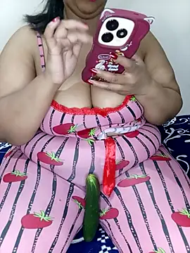 Snapshot of Samara-Bella chatting on October 2025 04:05:02 AM Samara-Bella online show from October 2025 04:05:02 AM