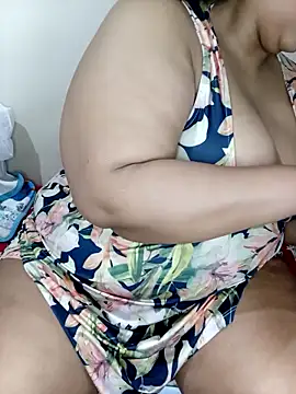 Snapshot of Samara-Bella chatting on November 2025 05:47:02 PM Samara-Bella online show from November 2025 05:47:02 PM