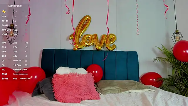 Bonny and carrot online show from February 2025 10:58:01 PM