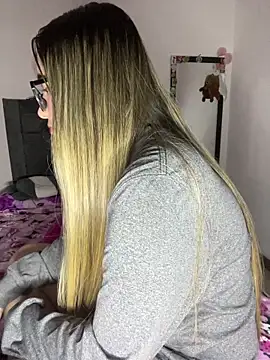 LunaShine  online show from September 2025 12:46:02 AM