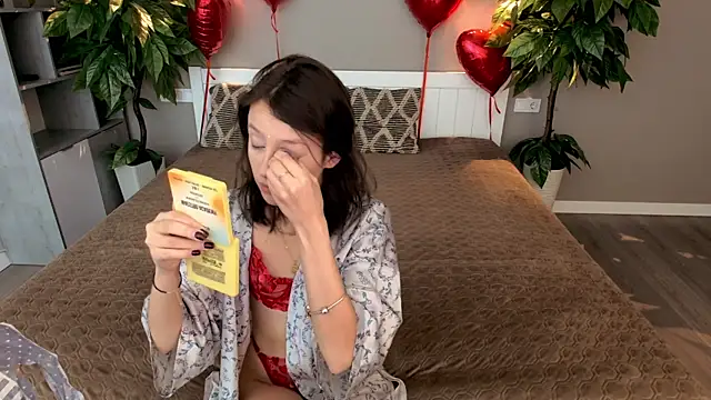 Snapshot of AnnaElys chatting on February 2025 08:42:01 AM AnnaElys online show from February 2025 08:42:01 AM