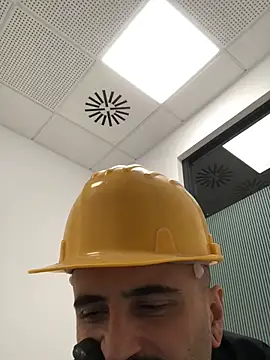 ilmaestoso online show from January 2025 02:41:01 AM