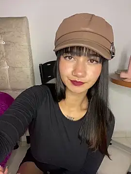 Snapshot of Catmila- chatting on February 2026 05:36:01 AM Catmila- online show from February 2026 05:36:01 AM