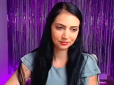 Amalia amor online show from October 2025 01:18:01 PM