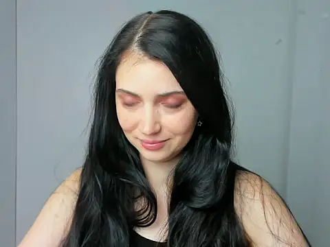 Amalia amor online show from November 2025 12:42:01 PM