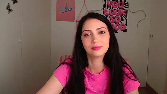 Amalia amor online show from May 2026 11:42:02 AM