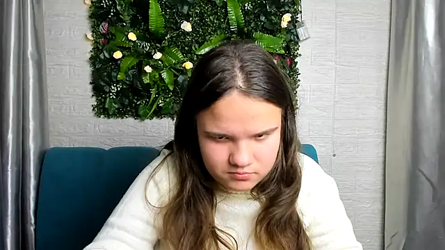 AdeleCruz online show from January 2025 03:33:02 PM