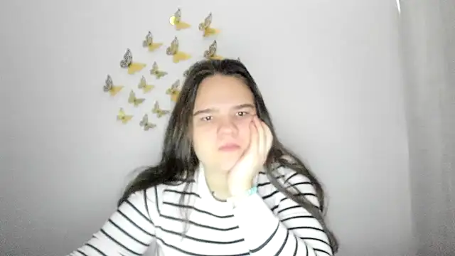 AdeleCruz online show from February 2025 01:22:02 PM