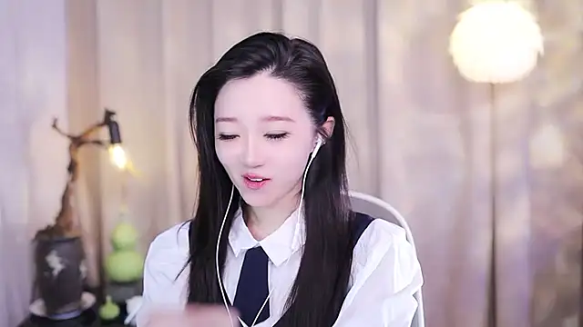 Snapshot of Zoe-99 chatting on November 2025 09:52:02 AM Zoe-99 online show from November 2025 09:52:02 AM