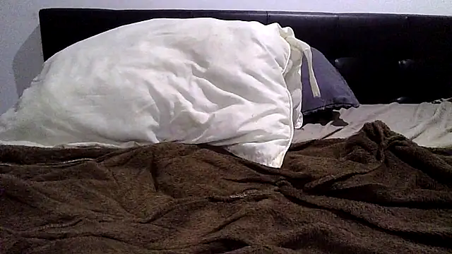 Quentin7501 online show from March 2026 08:20:01 AM