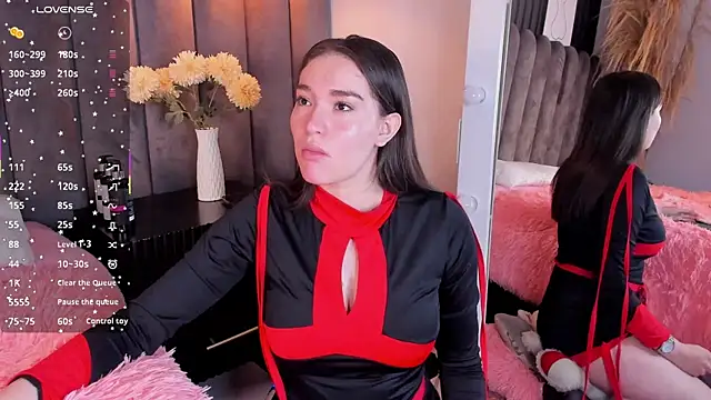 chelsea bolton  online show from October 2025 01:01:02 PM