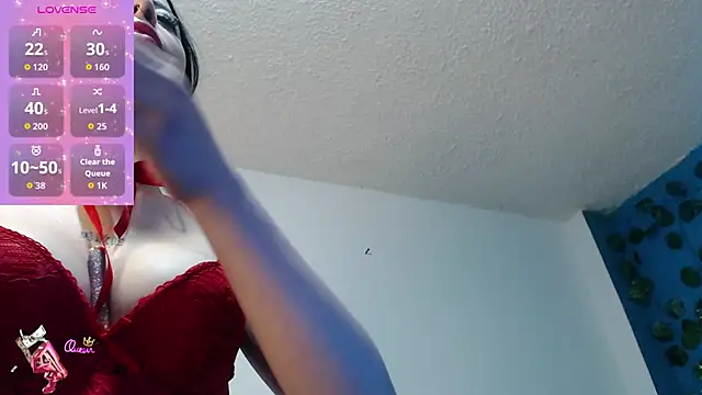 madison oli online show from December 2025 11:54:01 PM