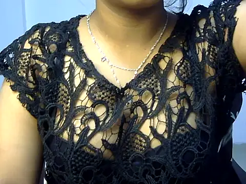 Snapshot of Niyaa77 chatting on March 2025 10:02:02 PM Niyaa77 online show from March 2025 10:02:02 PM