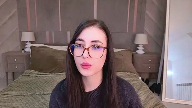 Snapshot of EmmaLawrens chatting on March 2025 10:51:01 AM EmmaLawrens online show from March 2025 10:51:01 AM