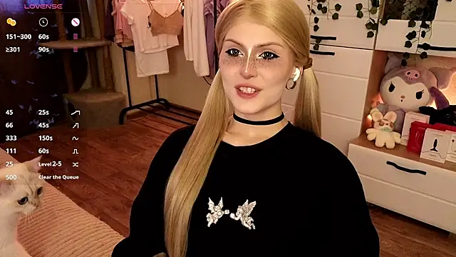 Emily  Mooree online show from October 2025 08:23:02 AM