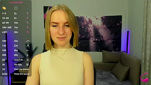 BeautyBlondy online show from October 2025 01:26:02 PM