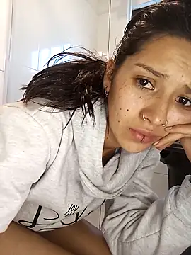 Cleo Hott online show from March 2025 12:24:01 PM