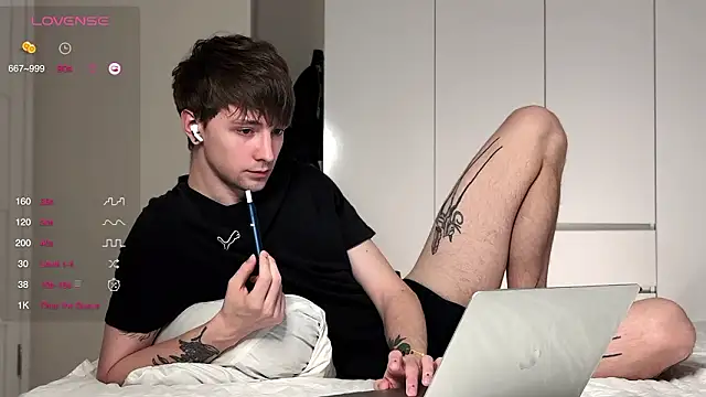 Calvin Polanski online show from February 2026 06:52:02 PM