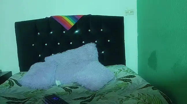 boysLittle online show from March 2025 01:17:01 PM